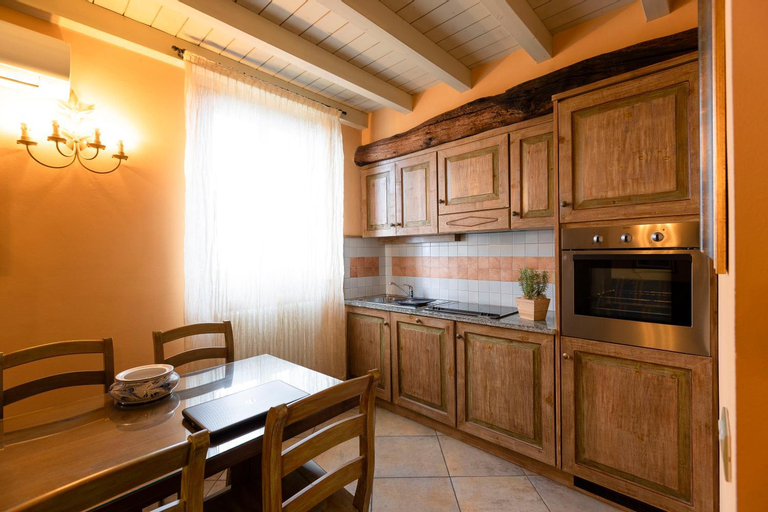 Dining Room 2