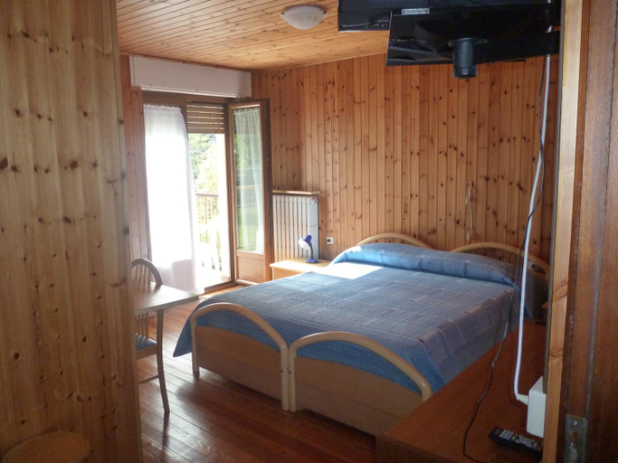 Bedroom 2, Hotel Fior di Roccia, Aosta