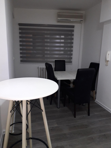 Dining Room 2