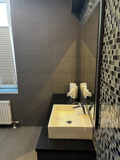 Bathroom 4, Hotel Laimer Hof Nymphenburg Palace Munich, München
