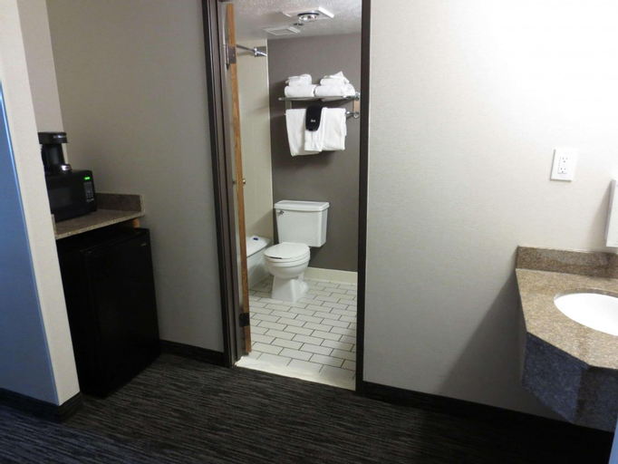 Bedroom 3, Best Western Plus Landmark Inn, Summit