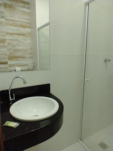 Bathroom 4, Algas Marinhas, Aracaju
