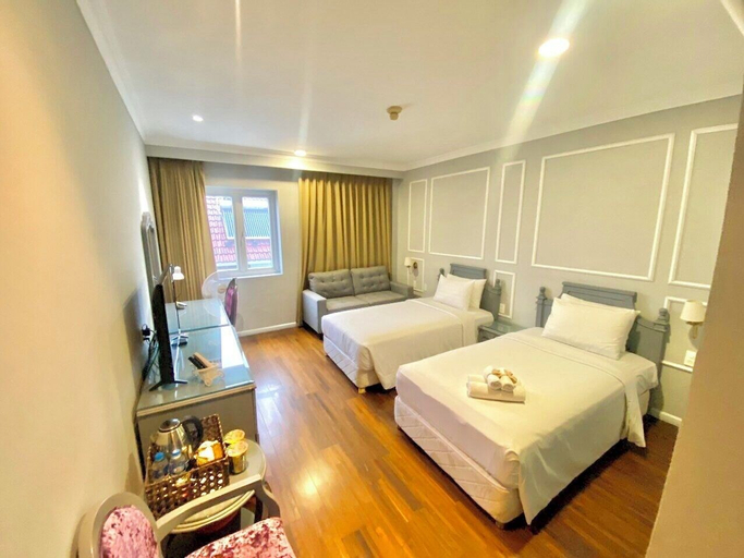 Bedroom 8
