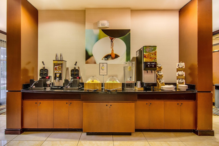 Food & Drinks 3, Fairfield Inn & Suites, Flagler