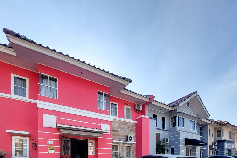 Exterior & Views 2, Surya Inn Syariah Cikarang RedPartner, Cikarang