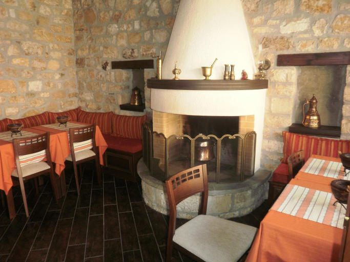 Food & Drinks 4, Hagiati Guesthouse, Epirus