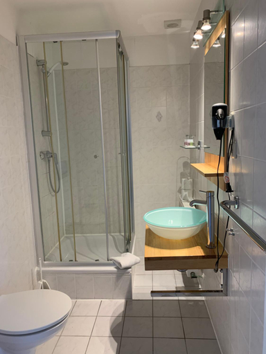 Bathroom 4, Hotel Bellevue Warnemunde, Rostock