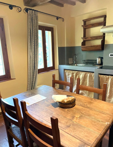 Dining Room 19