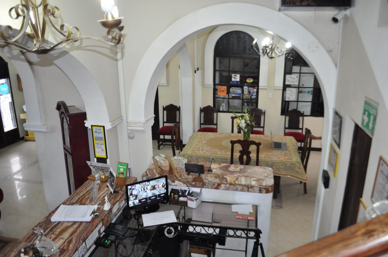 Public Area 2, Hostal la Magia de Uyuni, Antonio Quijarro