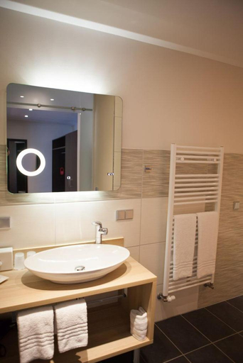 Bathroom 3, Hotel Kaiserhof, Rhein-Sieg-Kreis