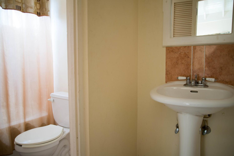 Bathroom 4, Hatfield South Villa