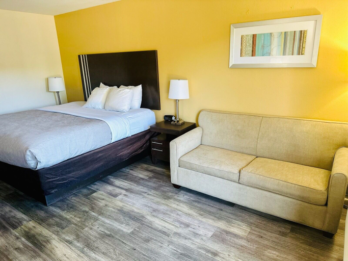 Bedroom 4, Quality Inn Pelham I-65 exit 246, Shelby