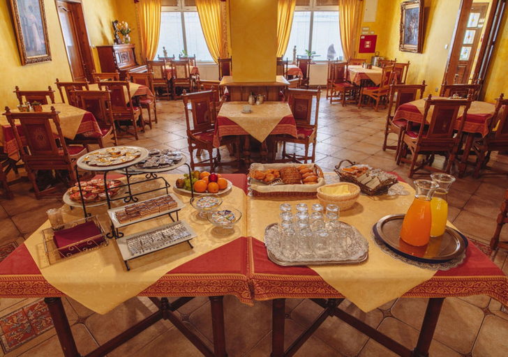 Food & Drinks 5, Hotel Grande, Celje