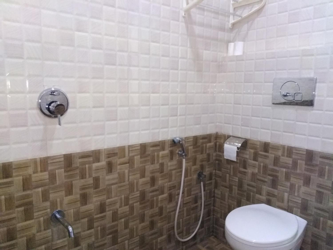 Bathroom 6