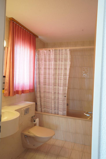 Bedroom 4, Hotel Sternen, Aarau