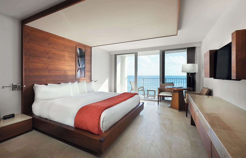 Bedroom 3, Costa d'Este Beach Resort and Spa, Indian River