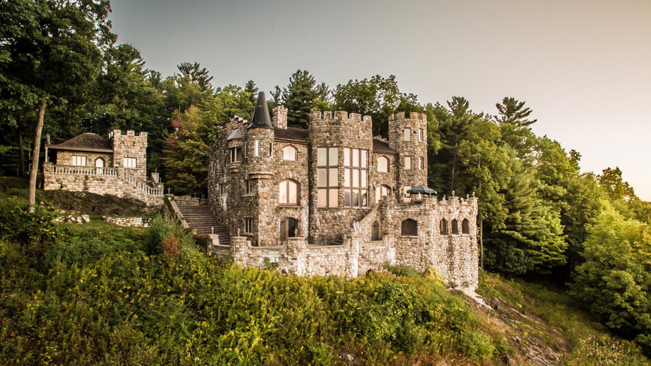 Exterior & Views 1, HIGHLANDS CASTLE overlooking Lake George plus 2 other CASTLES & SUITES, Warren
