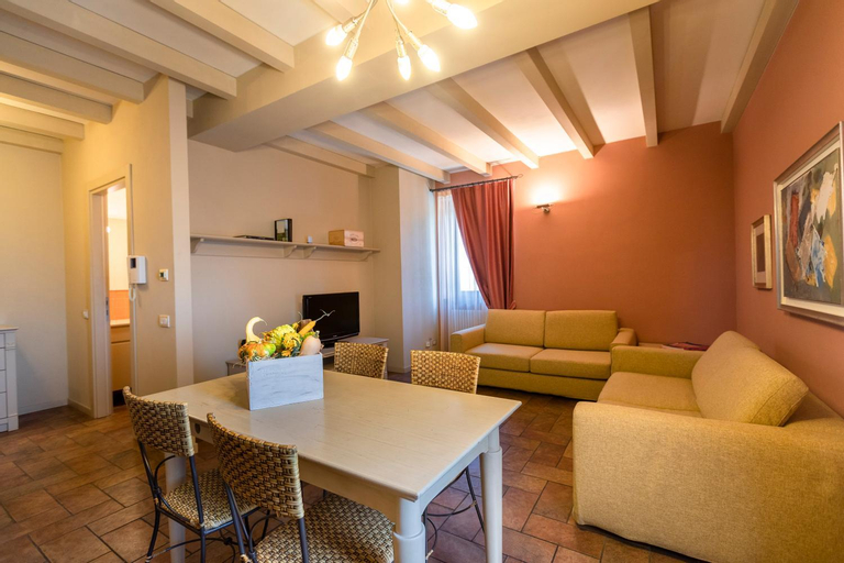 Dining Room 3