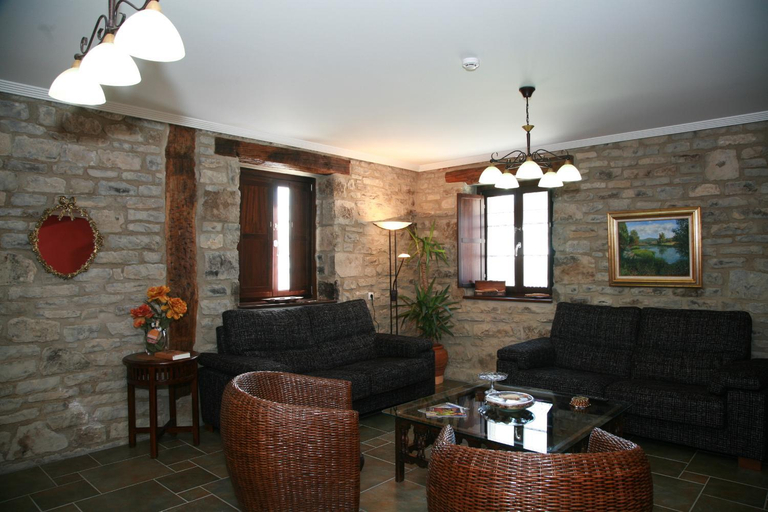 Others 5, Agroturismo La Casa Vieja, Álava