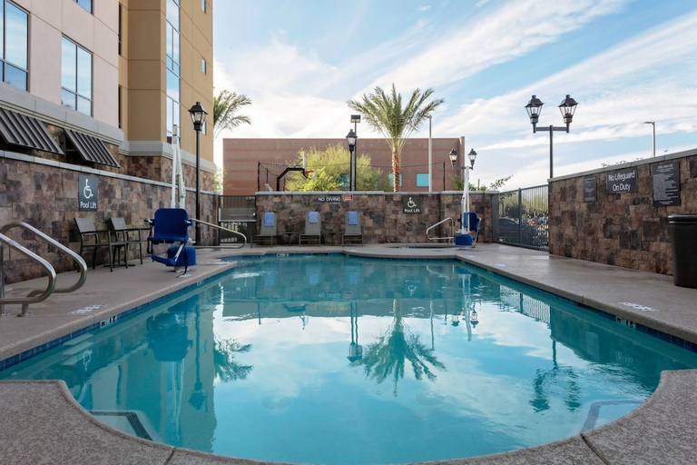 Sport & Beauty, Residence Inn Phoenix Mesa East, Maricopa