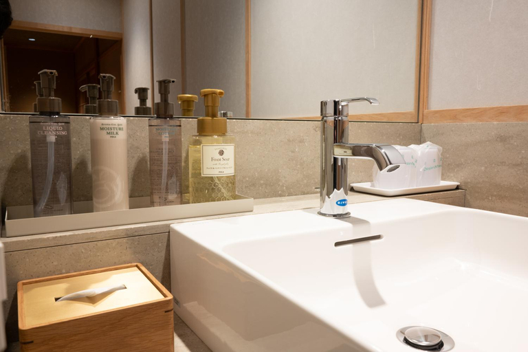 Bathroom 4, Mikuniya Ryokan, Toyooka