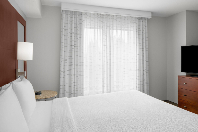 Bedroom 3, Residence Inn by Marriott Los Angeles Burbank Downtown, Los Angeles