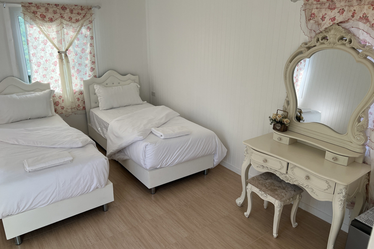 Bedroom 2, Peang Tara Cafe & Resort, Muang Nong Khai