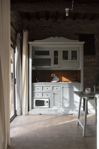 Dining Room 12