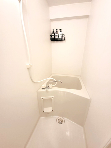 Bathroom 3, 2nd Kouzu Glory Heights, Osaka