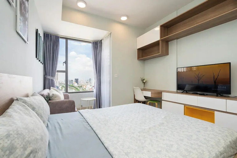 Bedroom 2, Sol Center Apartment, District 4