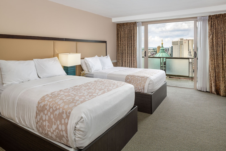 Bedroom 3, The Windsor Suites, Philadelphia