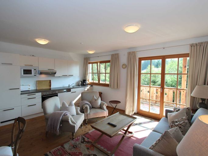 Others 5, Apartment in Mittersill Near the ski Area, Zell am See