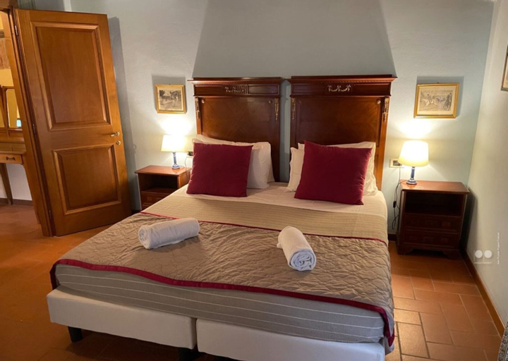 Bedroom 24