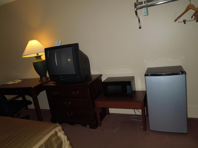 Others 4, Hilltop Inn, Allegheny