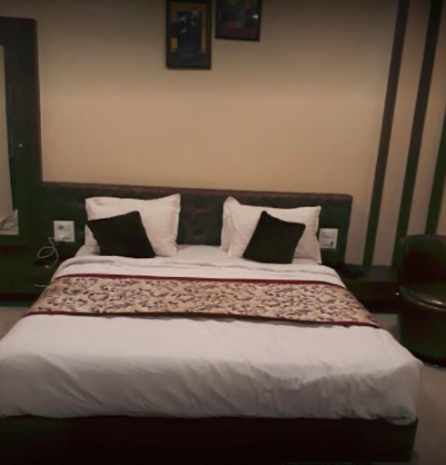Bedroom 5, Hotel Saroj Sagar - Sagar, Sagar
