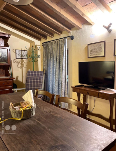 Dining Room 9