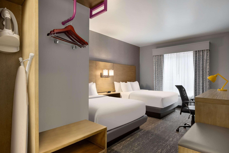 Bedroom 3, Park Inn by Radisson Florence, SC, Florence