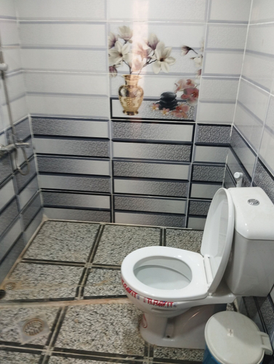 Bathroom, Suhail Camp, Quaira