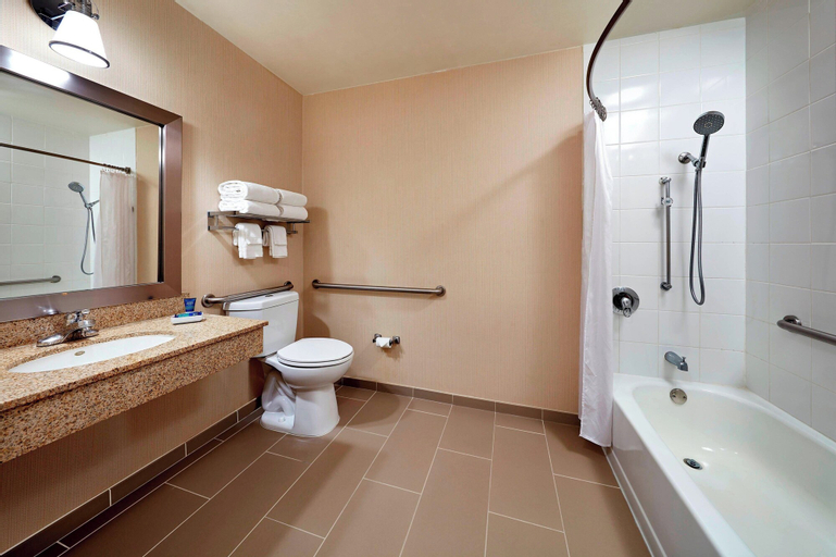 Bedroom 5, Four Points by Sheraton Pleasanton, Alameda