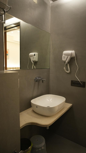 Bathroom 4, Jivanta Hotel [Shirdi], Ahmadnagar