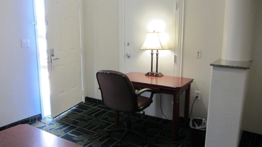 Others 5, Regency Inn, Montgomery