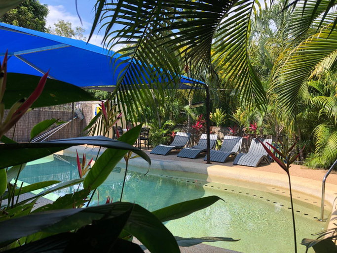 Sport & Beauty 5, Tropical Palms Resort & 4WD Hire, Magnetic Island
