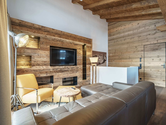 Others 5, Chalet in Piesendorf near Ski Slopes, Zell am See