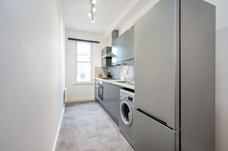 Others 5, Beautiful Flat Near the Center 11 min, London
