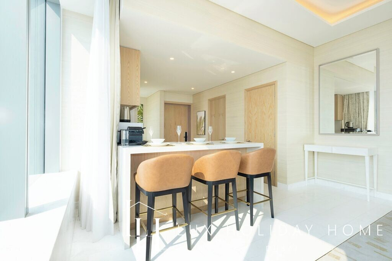 Others 5, LUX Iconic Views at Palm Tower Suite 1, Dubai