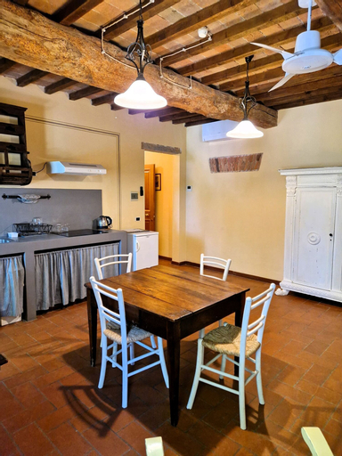 Dining Room 16