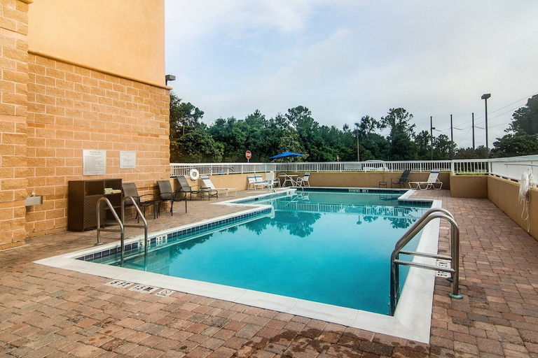 Sport & Beauty 4, Fairfield Inn & Suites, Flagler