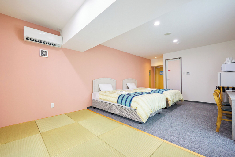 Bedroom 3, Hotel Peace Island Naha, Naha