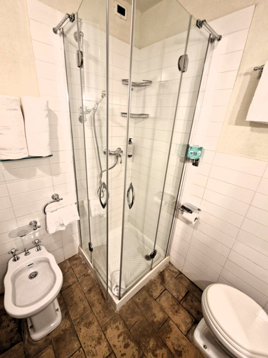 Bathroom 4