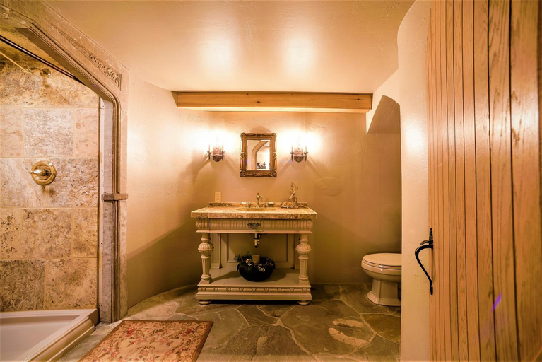 Bathroom 2, HIGHLANDS CASTLE overlooking Lake George plus 2 other CASTLES & SUITES, Warren
